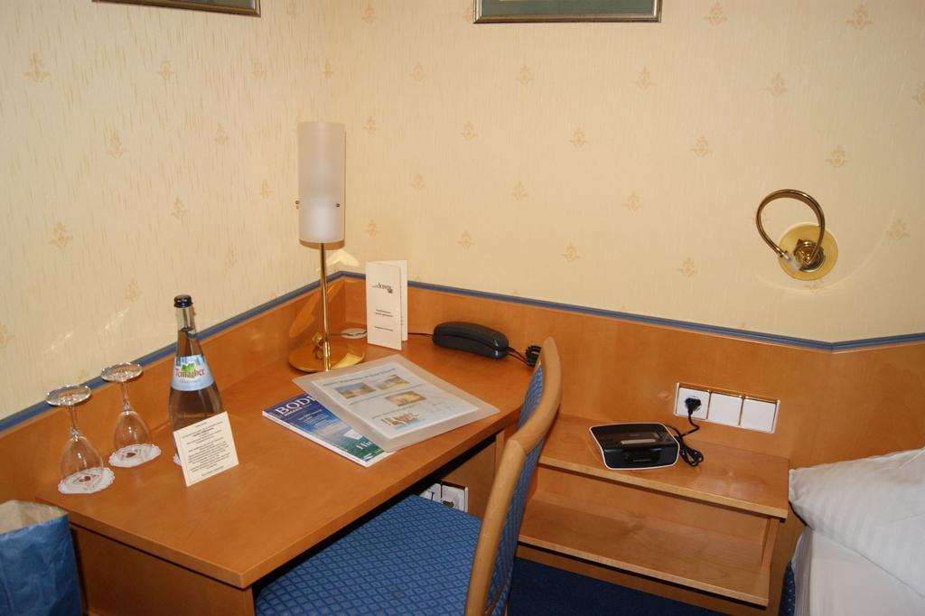 Hotel-Restaurant Schwedi Лангенарген Номер фото
